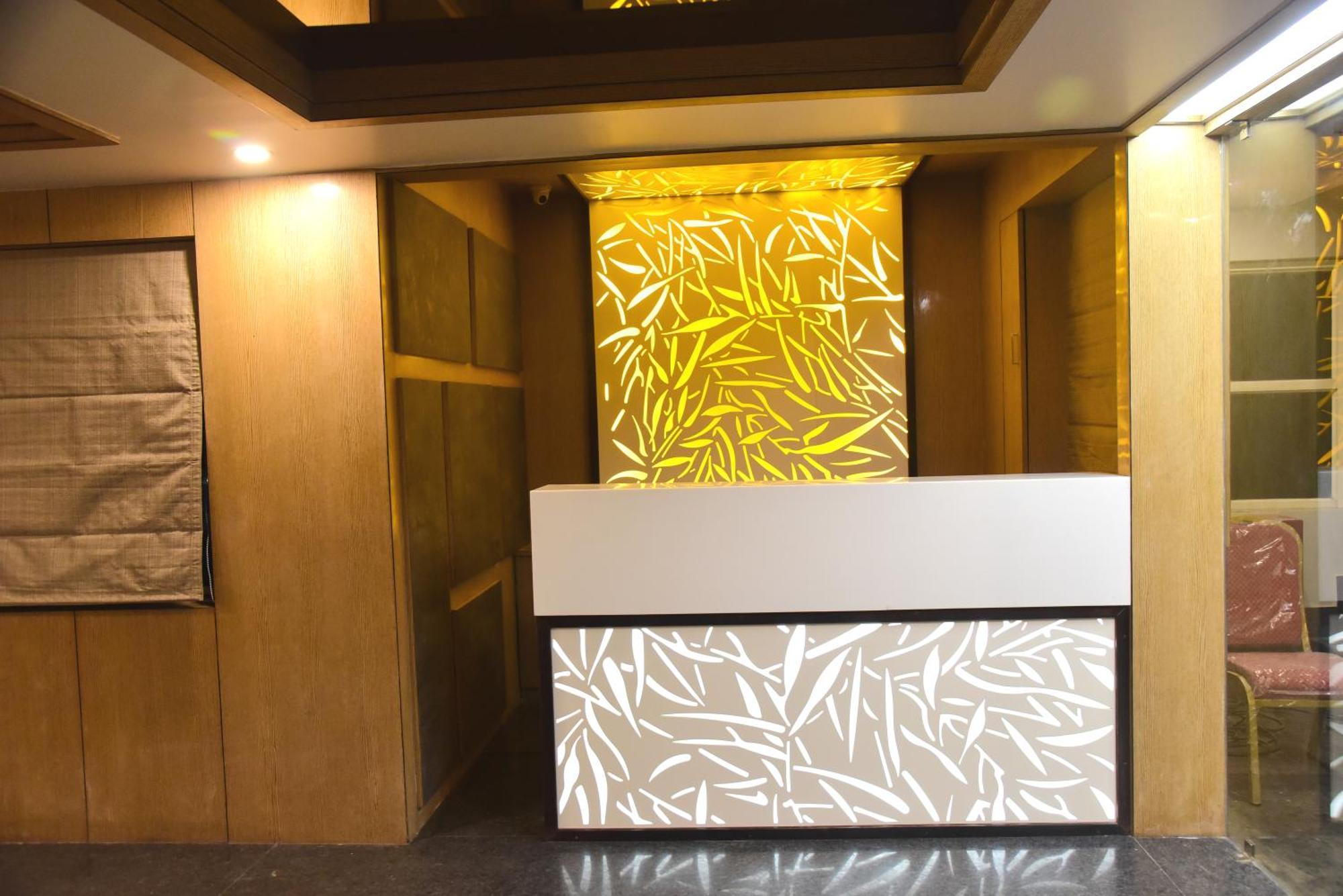 Hotel Rishiraj, Nagaon Nagaon  Buitenkant foto